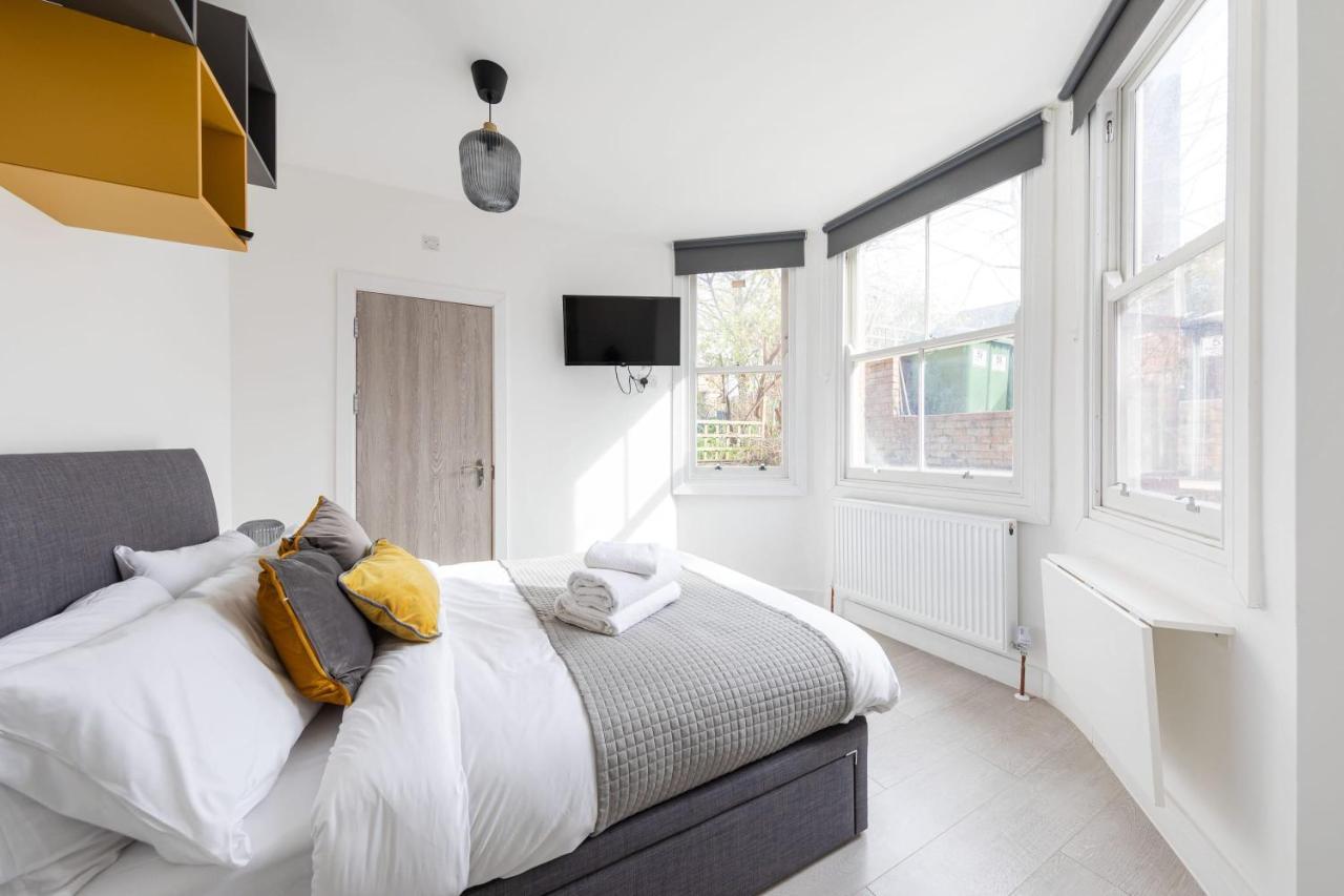 Lovely Private Room And Shower At Anson Hotel London Exterior photo